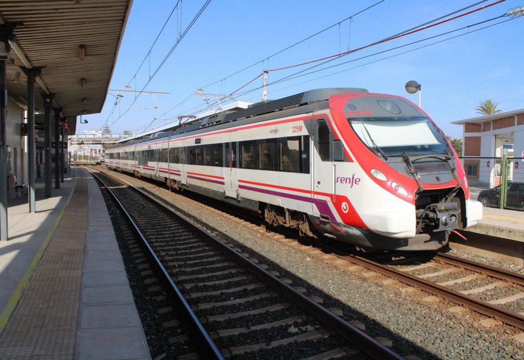 cadiz-railway-trains-stockpack-pixabay.jpg cadiz, railway, trains