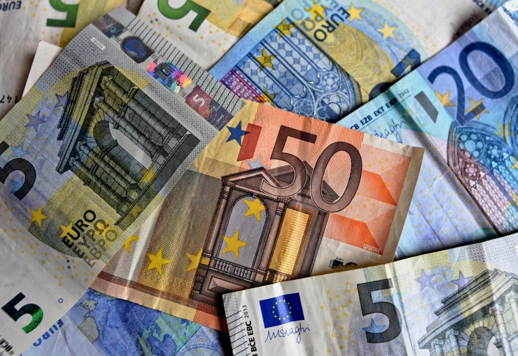 money, bank notes, euro notes