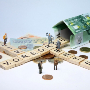 old-pension-miniature-figures-stockpack-pixabay.jpg old, pension, miniature figures