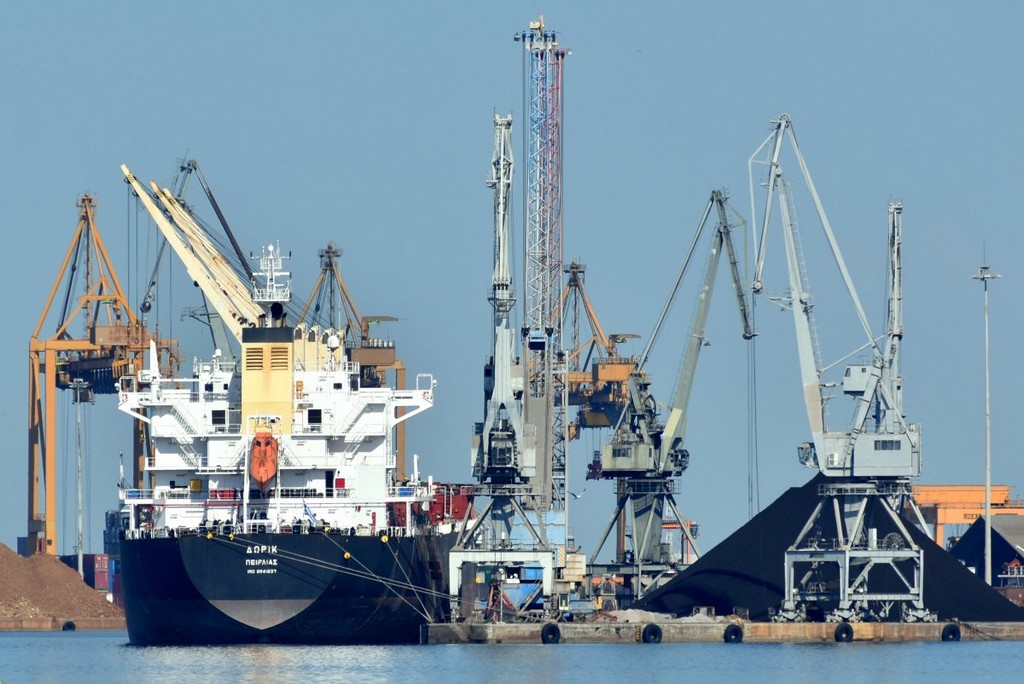 port-ship-shipping-stockpack-pixabay.jpg port, ship, shipping