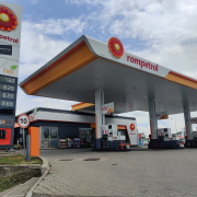 Benzinarie pompa carburant Rompetrol copyright info@afaceri.news