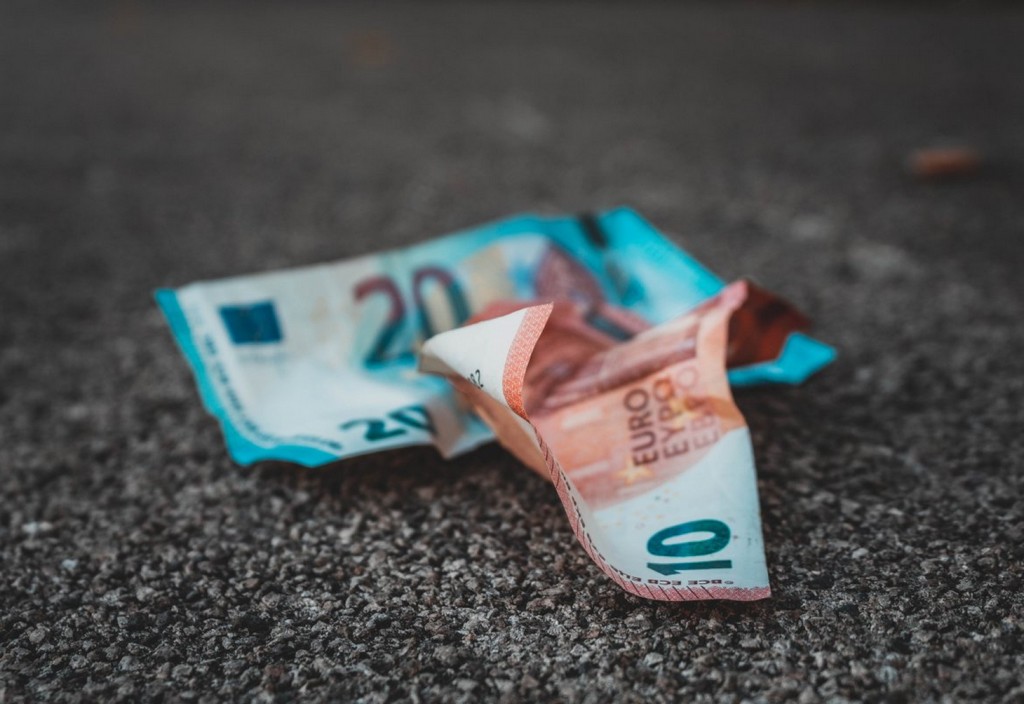 euro-notes-stockpack-unsplash.jpg euro notes