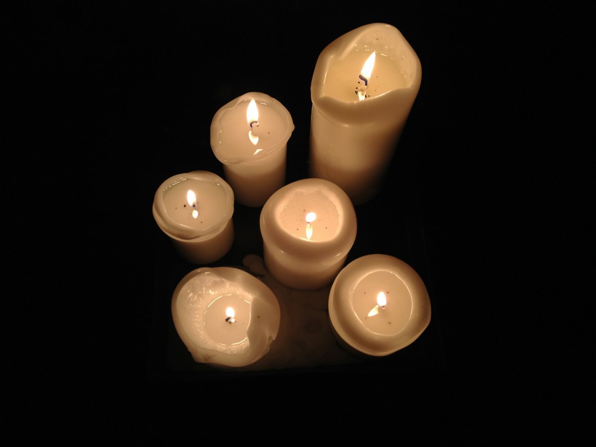 light-christmas-stearic-stockpack-pixabay.jpg light, christmas, stearic