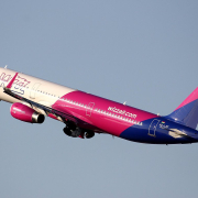 planespotting-wizzair-aircraft-stockpack-pixabay.jpg planespotting, wizzair, aircraft
