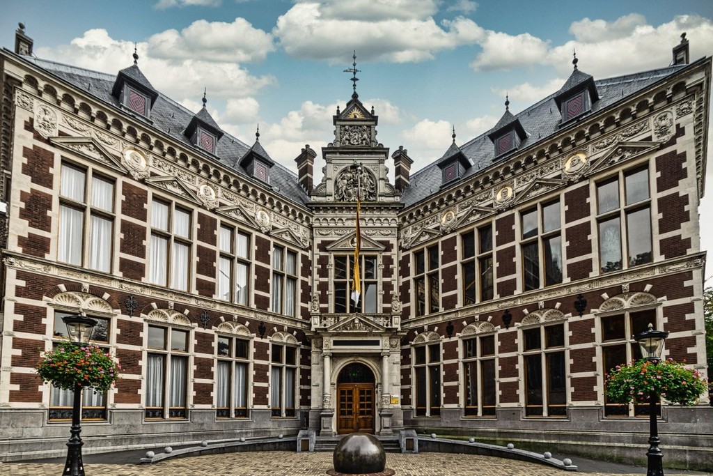 utrecht-university-building-stockpack-pixabay.jpg utrecht, university, building