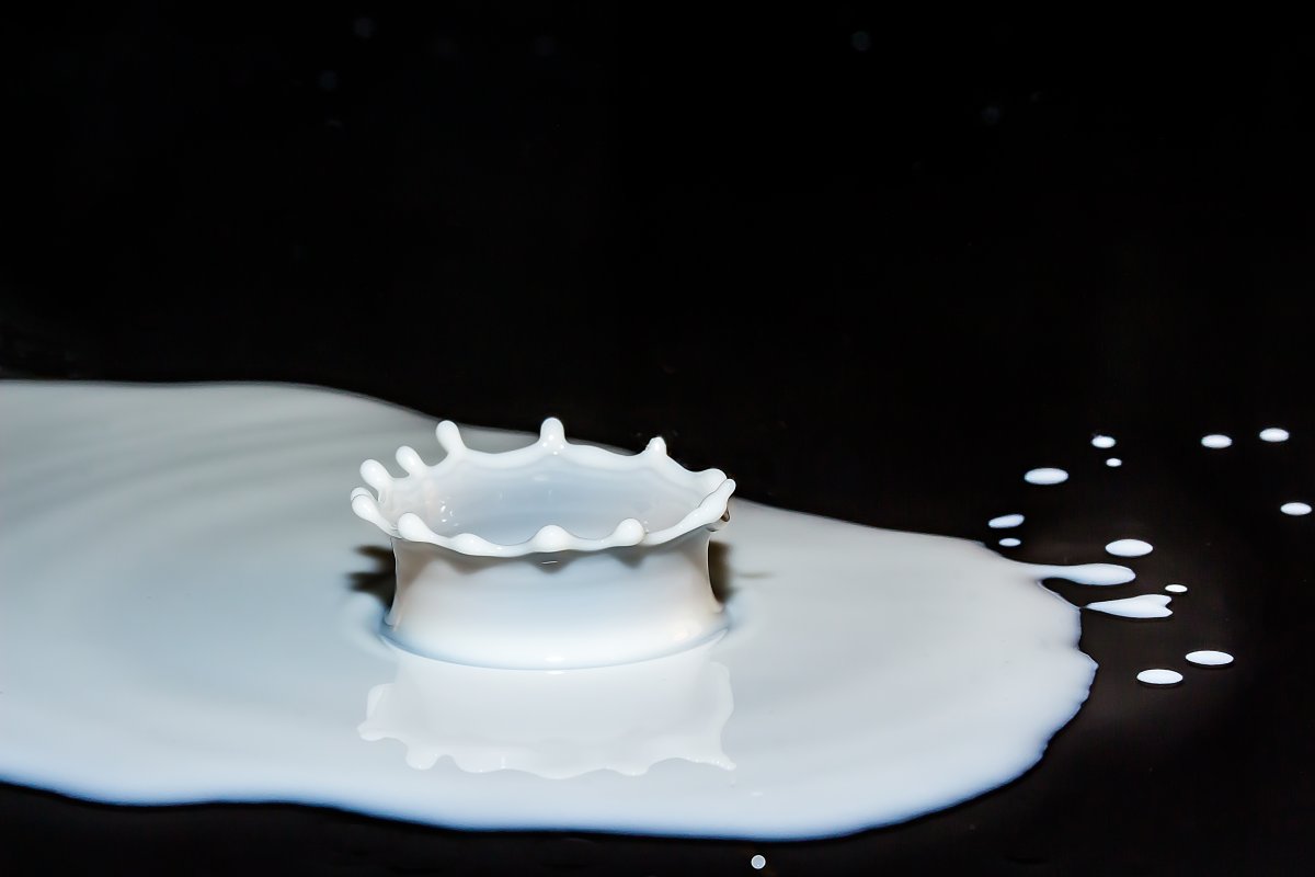 drops-of-milk-spray-splash-stockpack-pixabay.jpg drops of milk, spray, splash