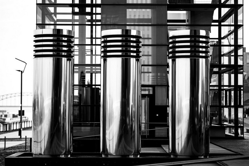 black-and-white-steel-germany-stockpack-pixabay.jpg black and white, steel, germany