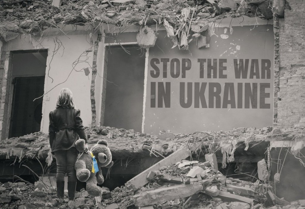 ukraine-ruins-girl-stockpack-pixabay.jpg ukraine, ruins, girl