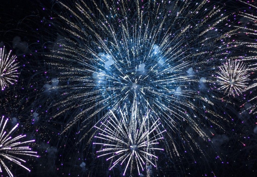 fireworks-bright-night-stockpack-pixabay.jpg fireworks, bright, night