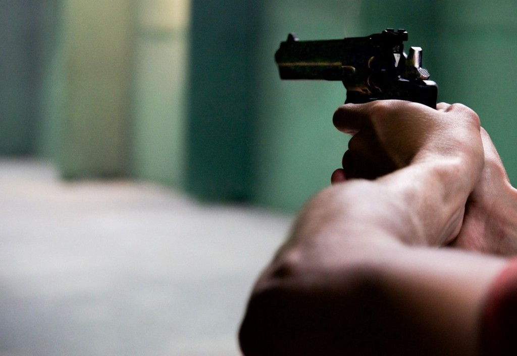 gun-hands-black-stockpack-pixabay.jpg gun, hands, black