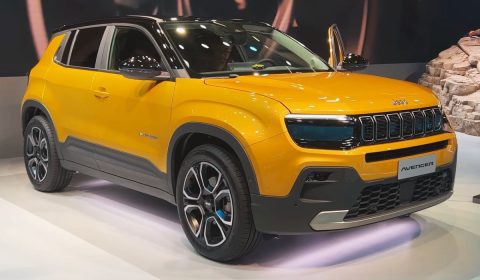 2023 Jeep Avenger Front View