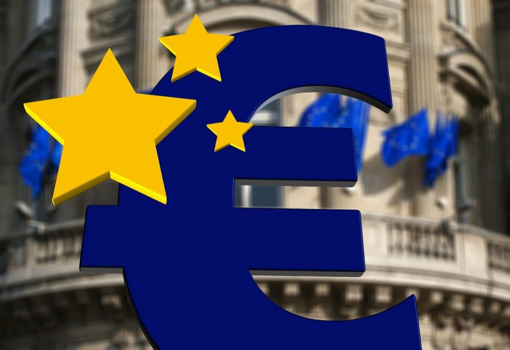 euro-currency-dollar-stockpack-pixabay.jpg euro, currency, dollar