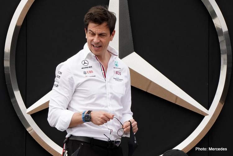 toto-wolff-mercedes-f1-team-boss Toto Wolff Mercedes F1 Team Boss