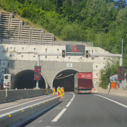 autostrada tunel munte copyright foto contactati www.AFACERI.news Autostrada Tunel Munte Copyright Foto Contactati Www.afaceri.news