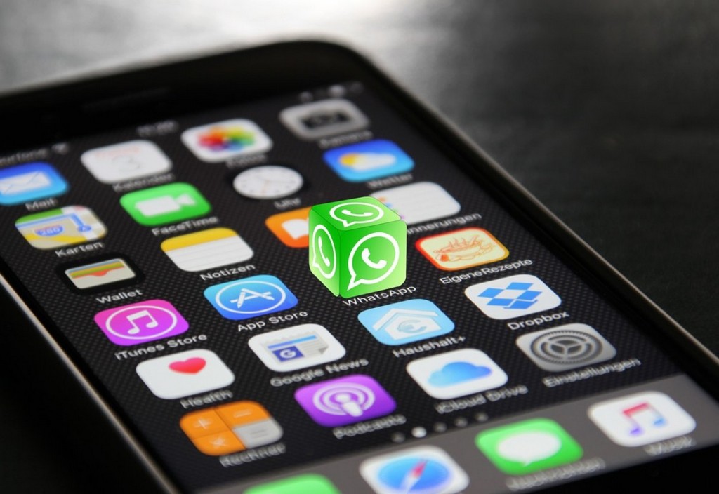 iphone-ios-whatsapp-stockpack-pixabay.jpg iphone, ios, whatsapp