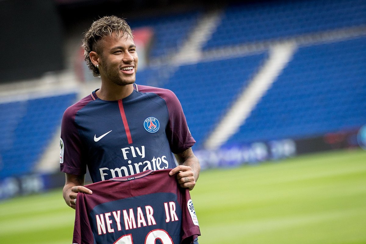 Neymar_Jr_presentation_-_Press_conference_for_PSG_001 Neymar Jr Presentation Press Conference For Psg 001