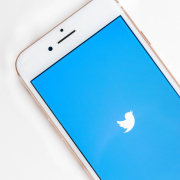 gold-apple-iphone-6s-displaying-twitter-logo-stockpack-unsplash.jpg gold Apple iPhone 6s displaying Twitter logo