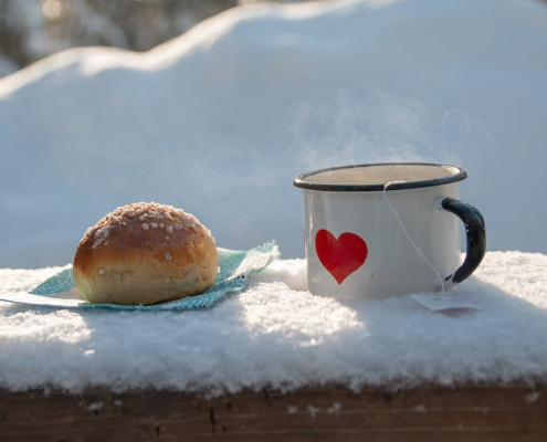 lunch-outside-food-stockpack-pixabay.jpg lunch, outside, food