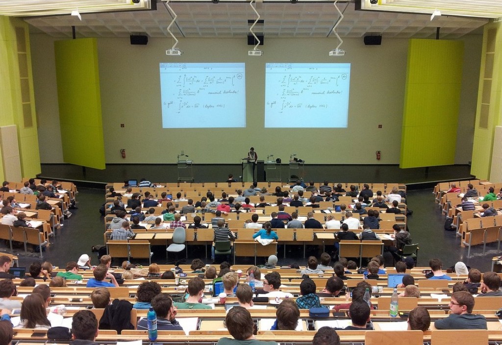 university-lecture-campus-stockpack-pixabay.jpg university, lecture, campus
