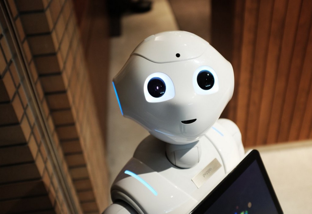 white-robot-human-features-stockpack-unsplash.jpg White robot human features