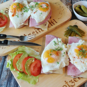 loaf-ham-tighter-max-stockpack-pixabay.jpg loaf, ham, tighter max