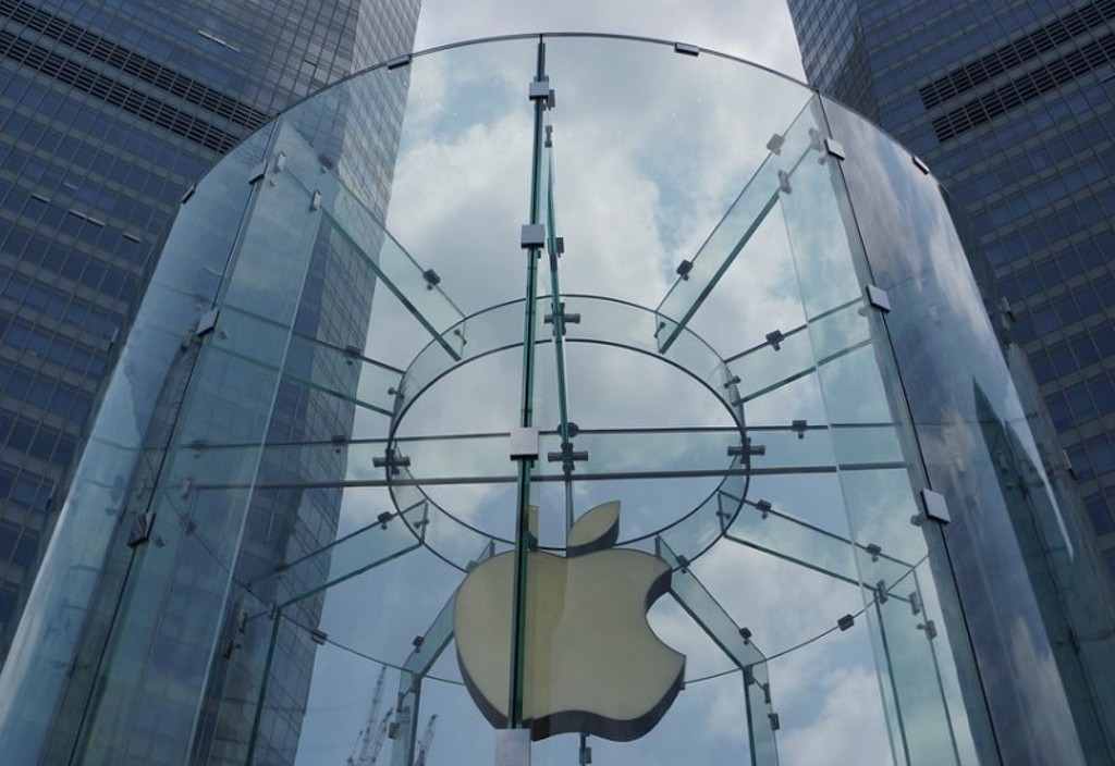 apple-store-card-shanghai-stockpack-pixabay.jpg apple store, card, shanghai