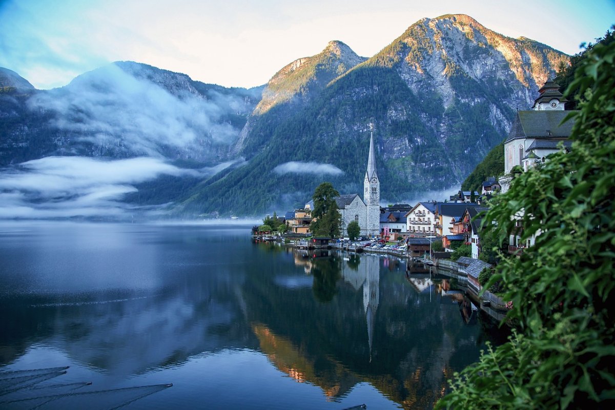 hallstatt-morning-lake-stockpack-pixabay.jpg hallstatt, morning, lake
