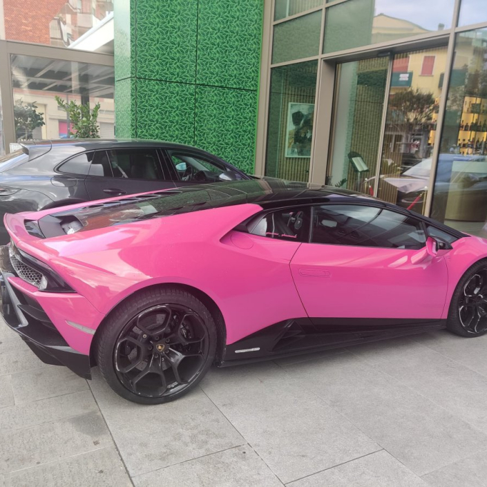 Mașină De Lux Bolid Lamborghini Autoturism Fițe Copyright Foto Contactati Www.afaceri.news
