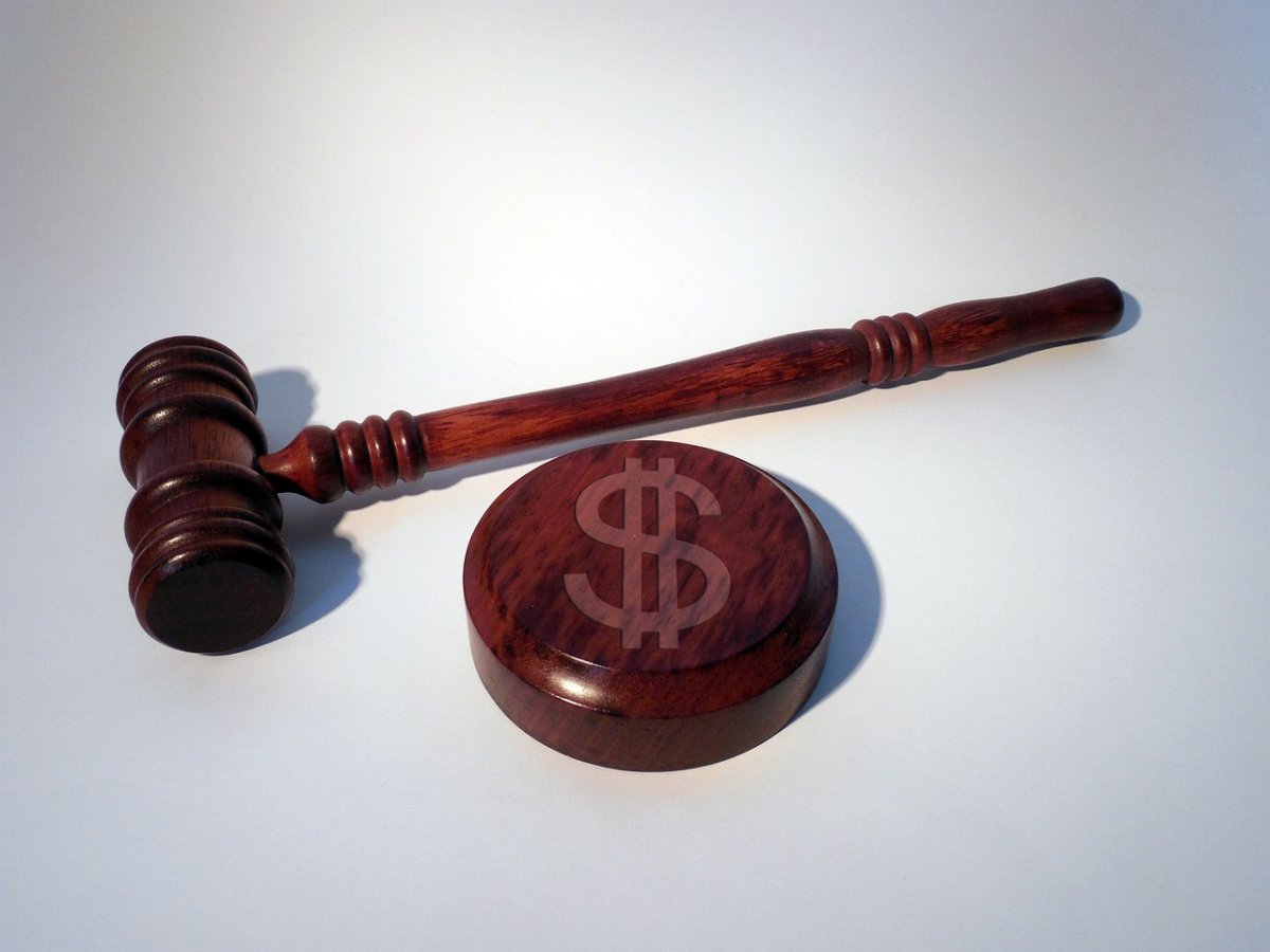 hammer-dish-dollar-stockpack-pixabay.jpg hammer, dish, dollar