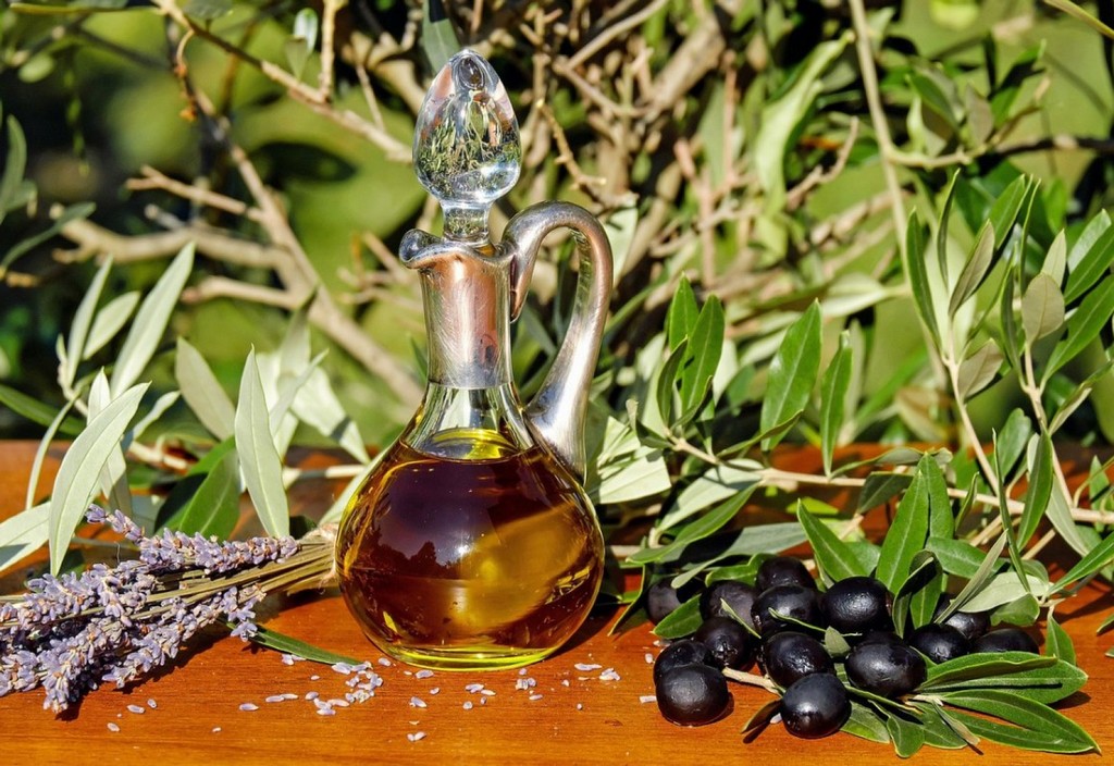 olive-oil-oil-food-stockpack-pixabay.jpg olive oil, oil, food