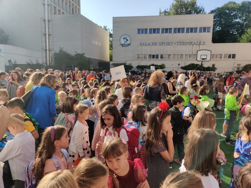 Părinții se revoltă împotriva evaluărilor naționale făcute la clasele primare: “Devin inutile!”