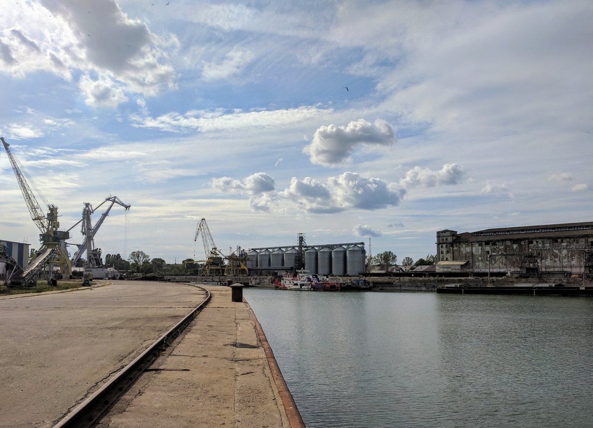 port-danube-galati-stockpack-pixabay.jpg port, danube, galati