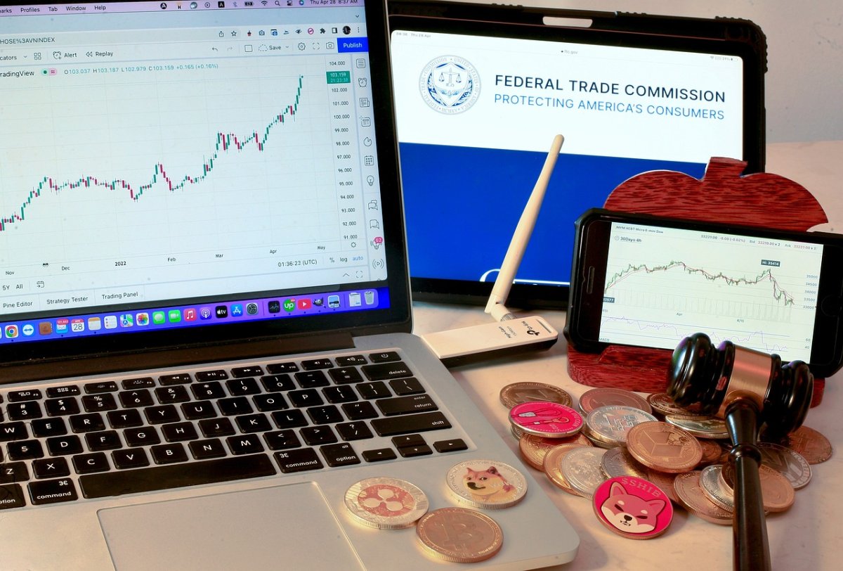 bitcoin-gavel-ripple-stockpack-pixabay.jpg bitcoin, gavel, ripple