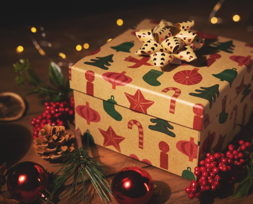 christmas-gift-box-stockpack-pixabay.jpg christmas, gift, box