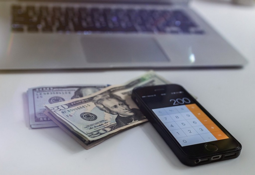 money-bank-shopping-stockpack-pixabay.jpg money, bank, shopping