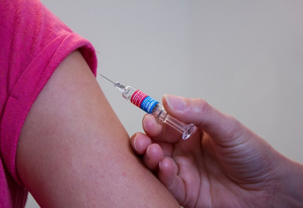 vaccination-doctor-injection-stockpack-pixabay.jpg vaccination, doctor, injection