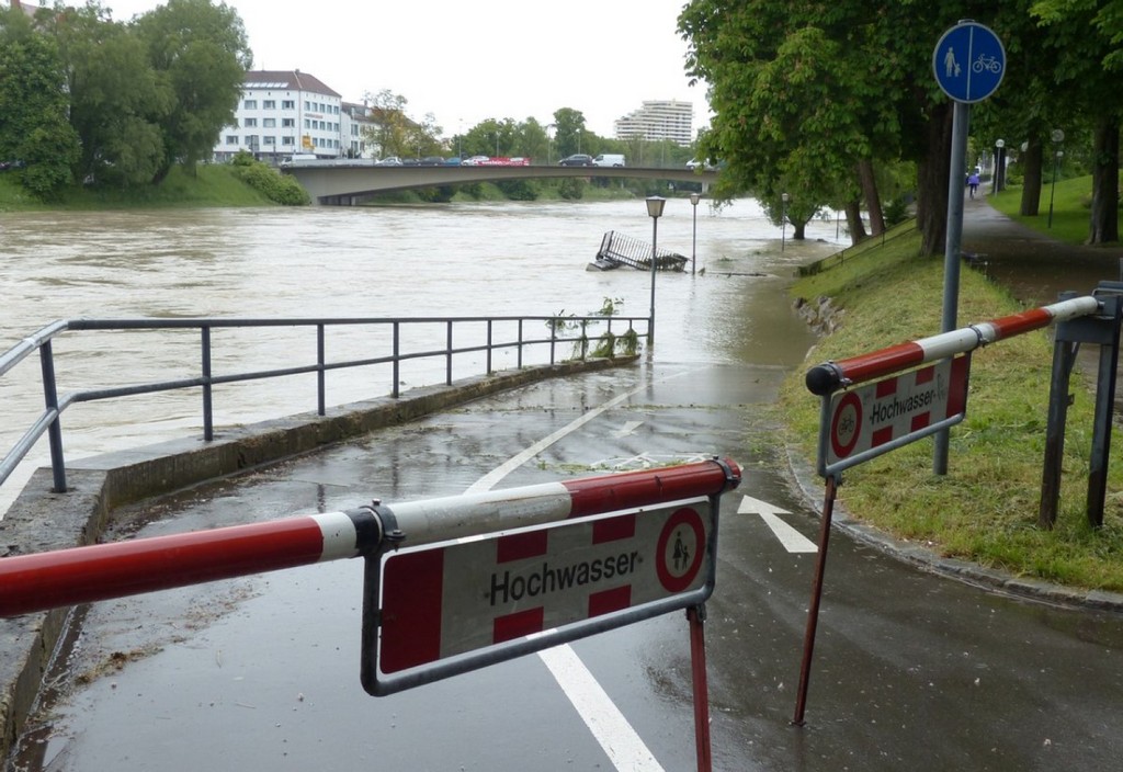 flood-road-locked-stockpack-pixabay.jpg flood, road, locked
