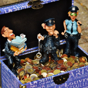 taxes-tax-evasion-police-stockpack-pixabay.jpg taxes, tax evasion, police