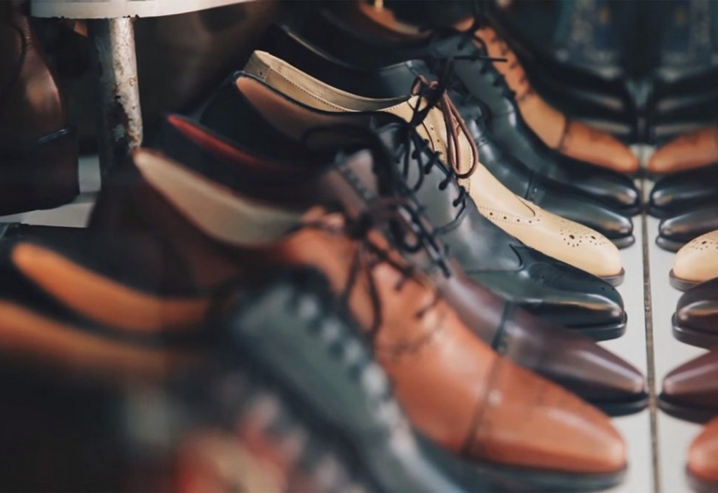 footwear-leather-shoes-stockpack-pixabay.jpg footwear, leather, shoes