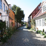 aarhus, idyll, cobblestone street