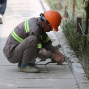 migrant-workers-street-shot-repair-stockpack-pixabay.jpg migrant workers, street shot, repair