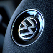 volkswagen-logo-macro-stockpack-pixabay.jpg volkswagen, logo, macro