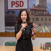 Roxana Minzatu