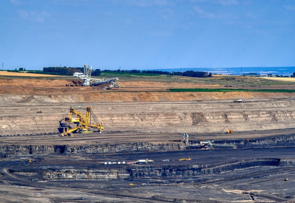 coal-mine-brown-coal-open-pit-mining-stockpack-pixabay.jpg coal mine, brown coal, open pit mining