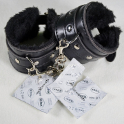 handcuffs, sm, aids