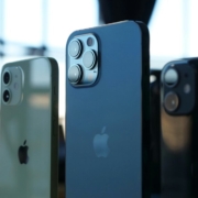 silver-iphone-6-on-black-ipad-stockpack-unsplash.jpg silver iphone 6 on black ipad