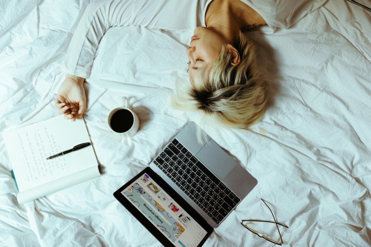 student-sleeping-on-bed-near-laptop-and-cup-of-coffee-stockpack-pexels.jpg Student sleeping on bed near laptop and cup of coffee