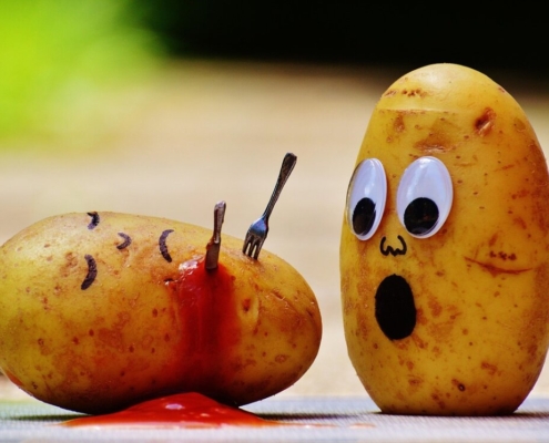 potatoes-ketchup-murder-fun-knife-stab-fork-potato-murder-stockpack-pixabay.jpg potatoes, ketchup, murder, fun, knife, stab, fork, potato murder