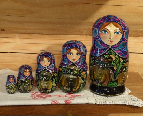 russia, cruise, river cruise, puppet, wood, to paint, art, artist, babushka, craft, tourism, russia, russia, russia, russia, russia, babushka, babushka
