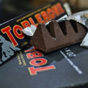 chocolate-bar-on-black-box-stockpack-unsplash.jpg chocolate bar on black box